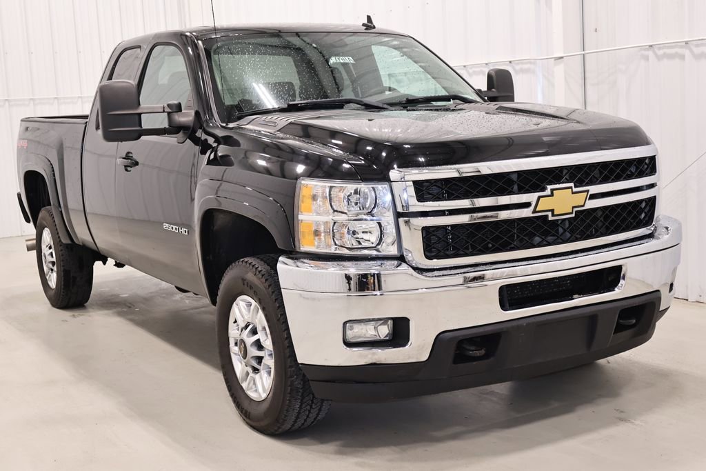 Used 2013 Chevrolet Silverado 2500 LTZ w/ LTZ Plus Package image 3