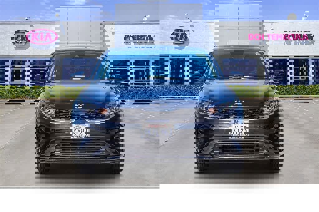 Certified 2024 Kia Forte LXS image 2