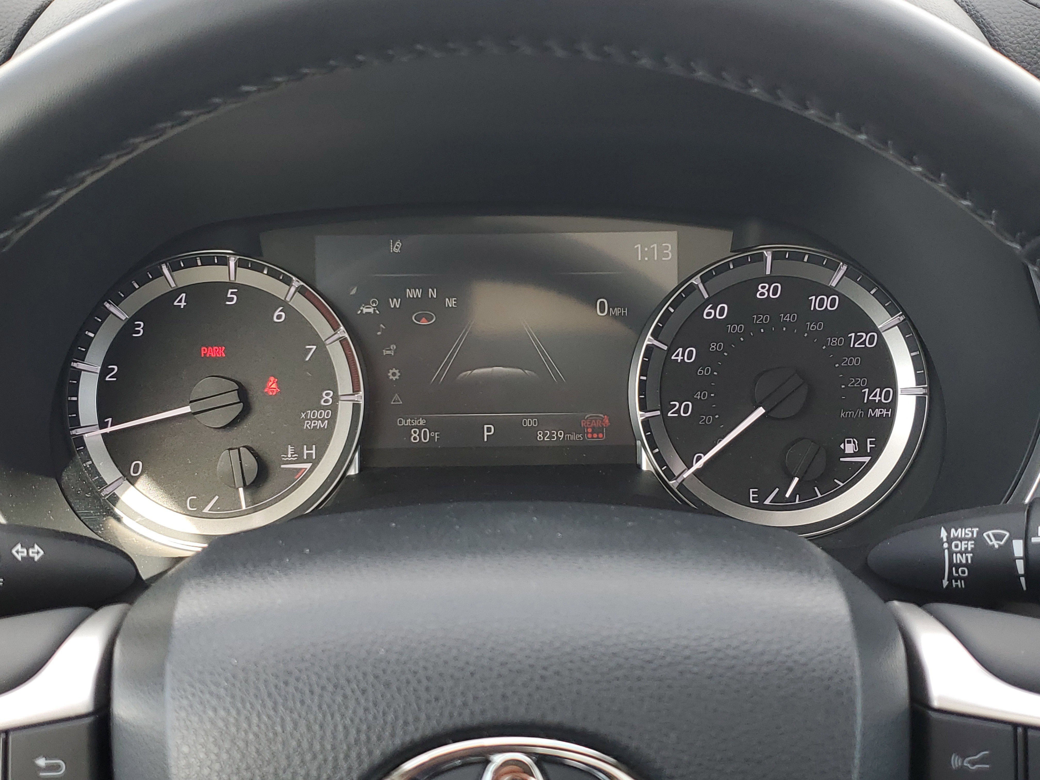 Certified 2024 Toyota Highlander XLE image 28