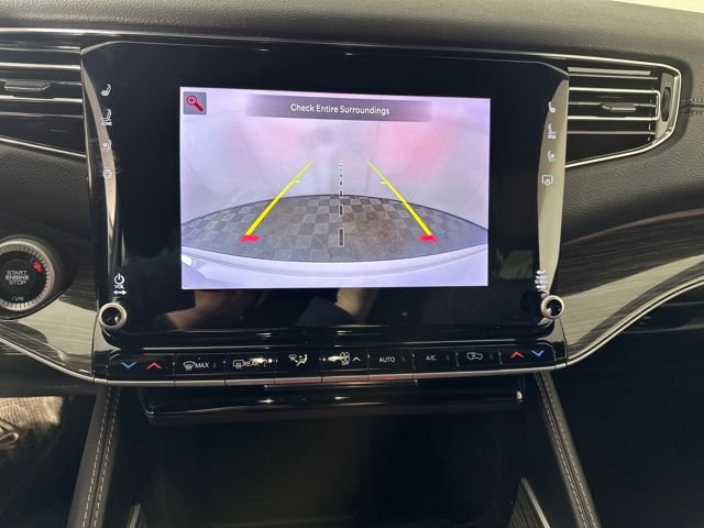 Used 2022 Jeep Wagoneer Series III w/ Flexible Seating Group image 21