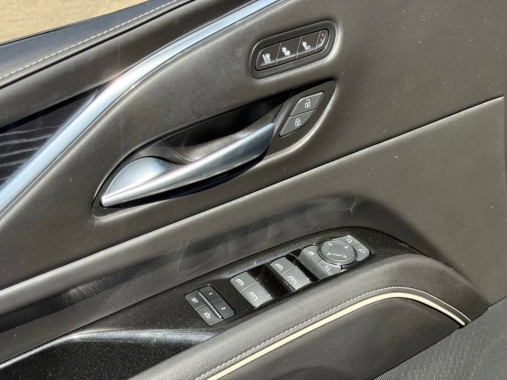Certified 2024 Cadillac Escalade V w/ LPO, ONYX Package image 21