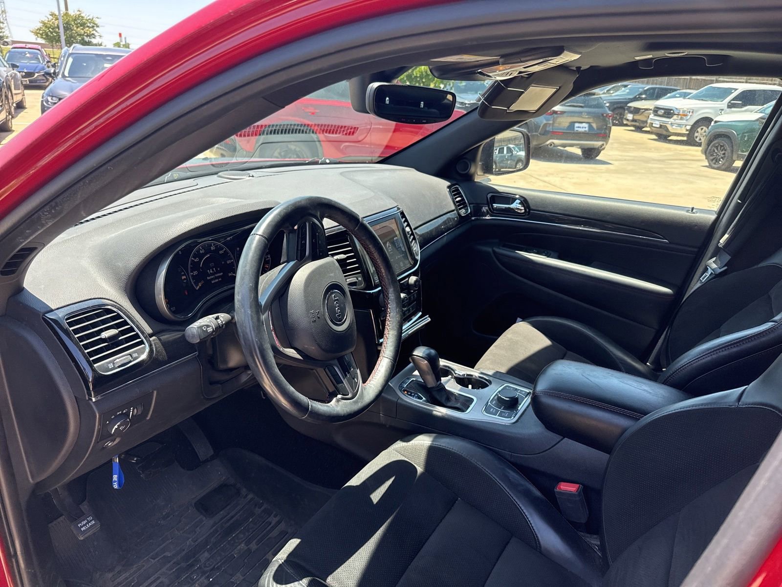 Used 2021 Jeep Grand Cherokee Trailhawk AWD/4WD image 32