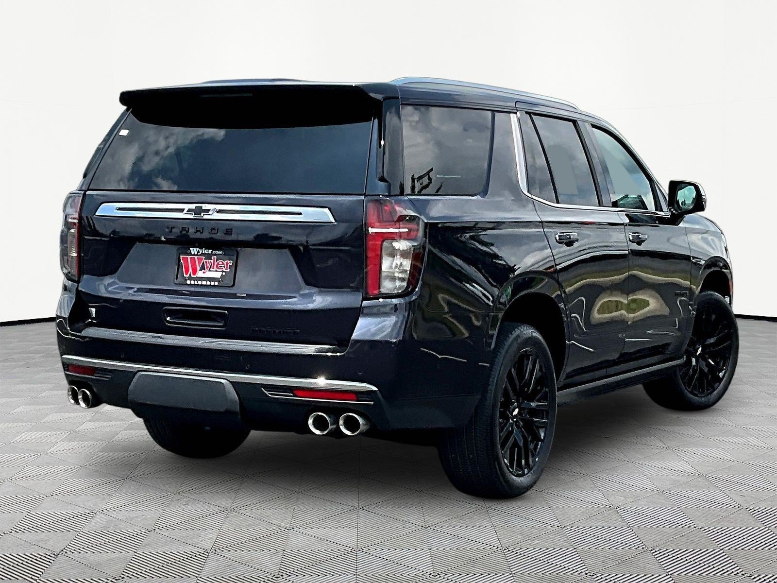 Used 2023 Chevrolet Tahoe Premier w/ Advanced Technology Package AWD/4WD image 6