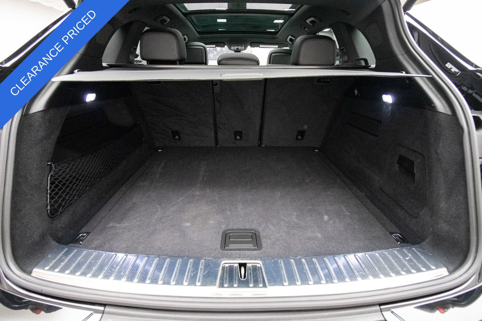 Used 2025 Porsche Cayenne AWD/4WD image 37