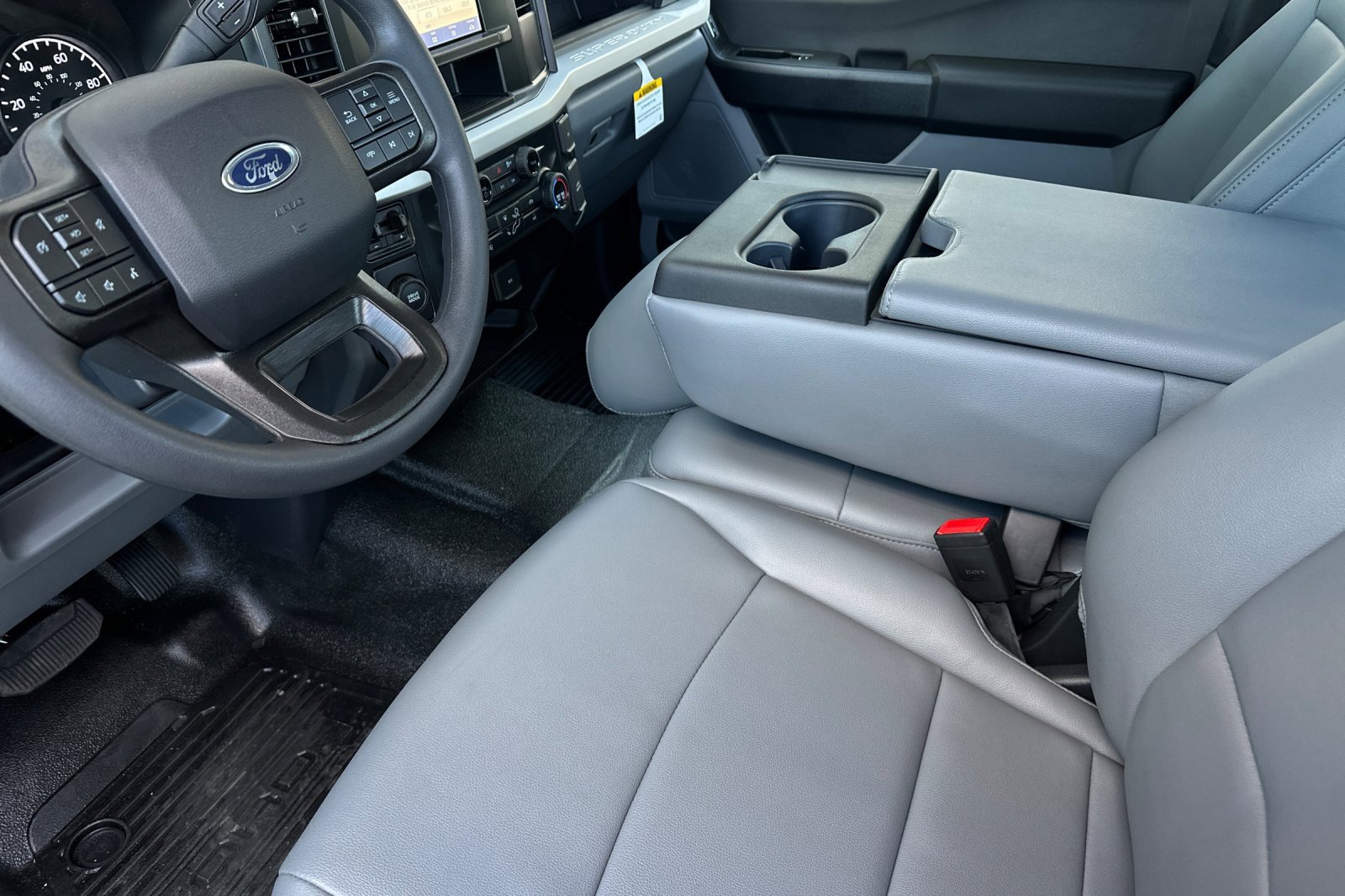 New 2026 Ford F250 XL w/ XL Chrome Package image 10