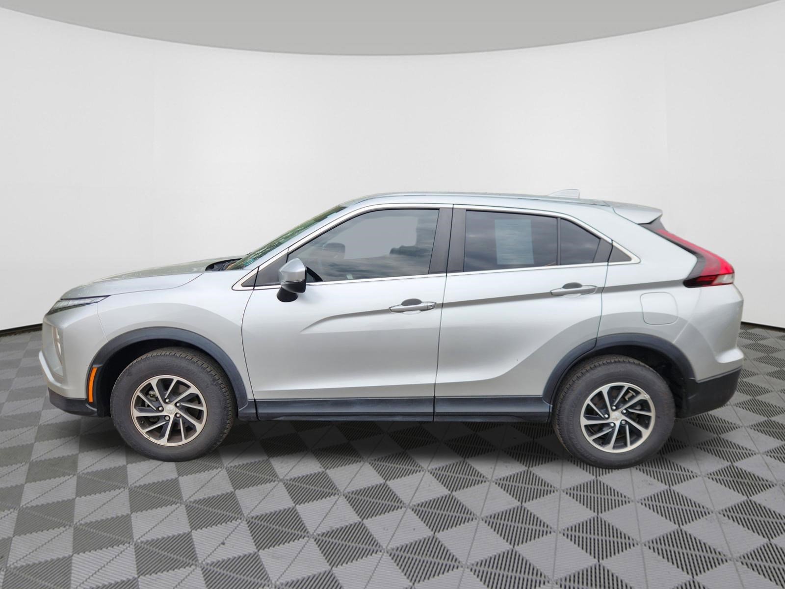 Used 2024 Mitsubishi Eclipse Cross ES AWD/4WD image 5