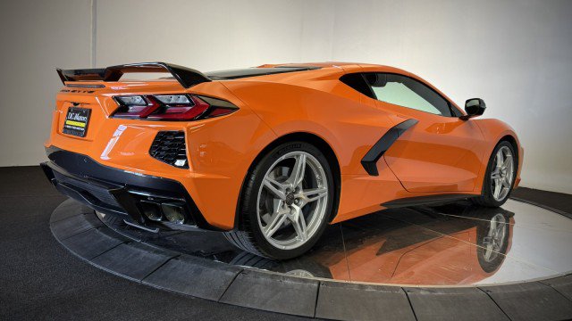 Used 2024 Chevrolet Corvette Stingray Premium Cpe w/ Z51 Performance Package RWD image 23