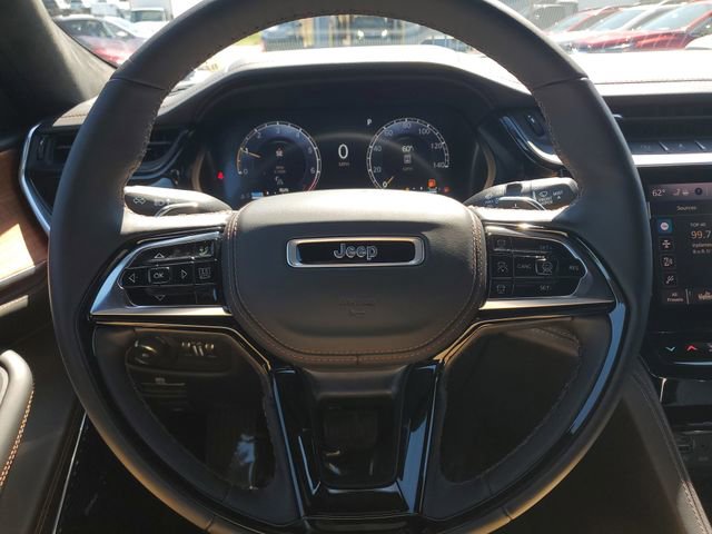 New 2026 Jeep Grand Cherokee Summit image 25