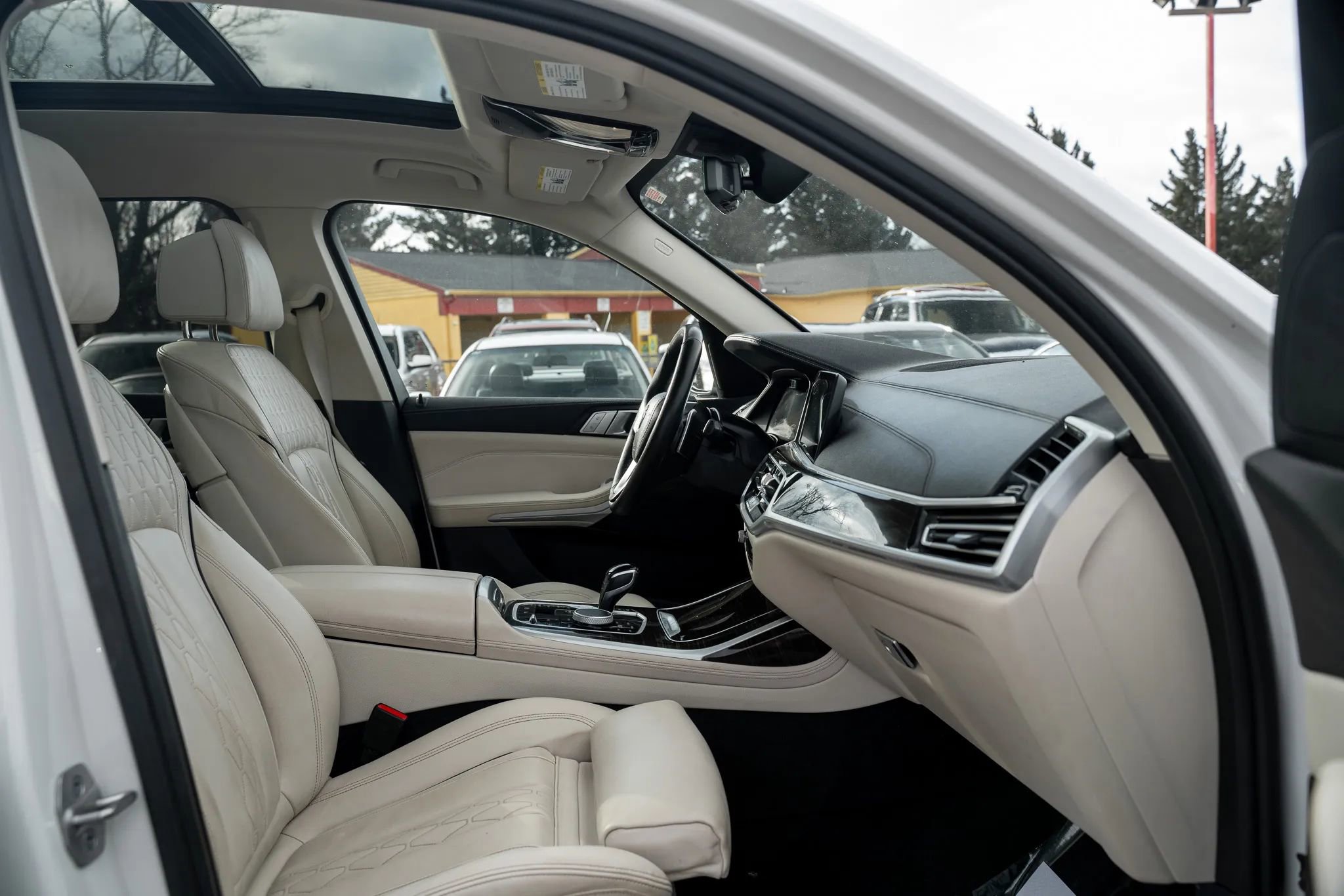 Used 2021 BMW X7 xDrive40i image 17