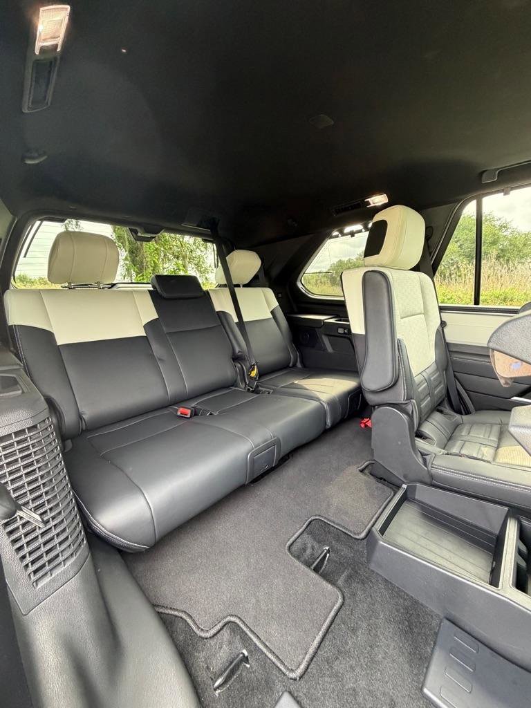 Used 2025 Toyota Sequoia Capstone AWD/4WD image 21
