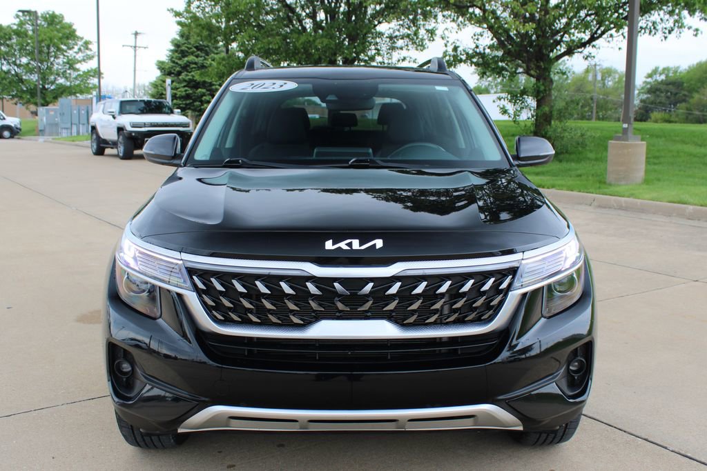 Used 2023 Kia Seltos Nightfall Edition AWD/4WD image 2