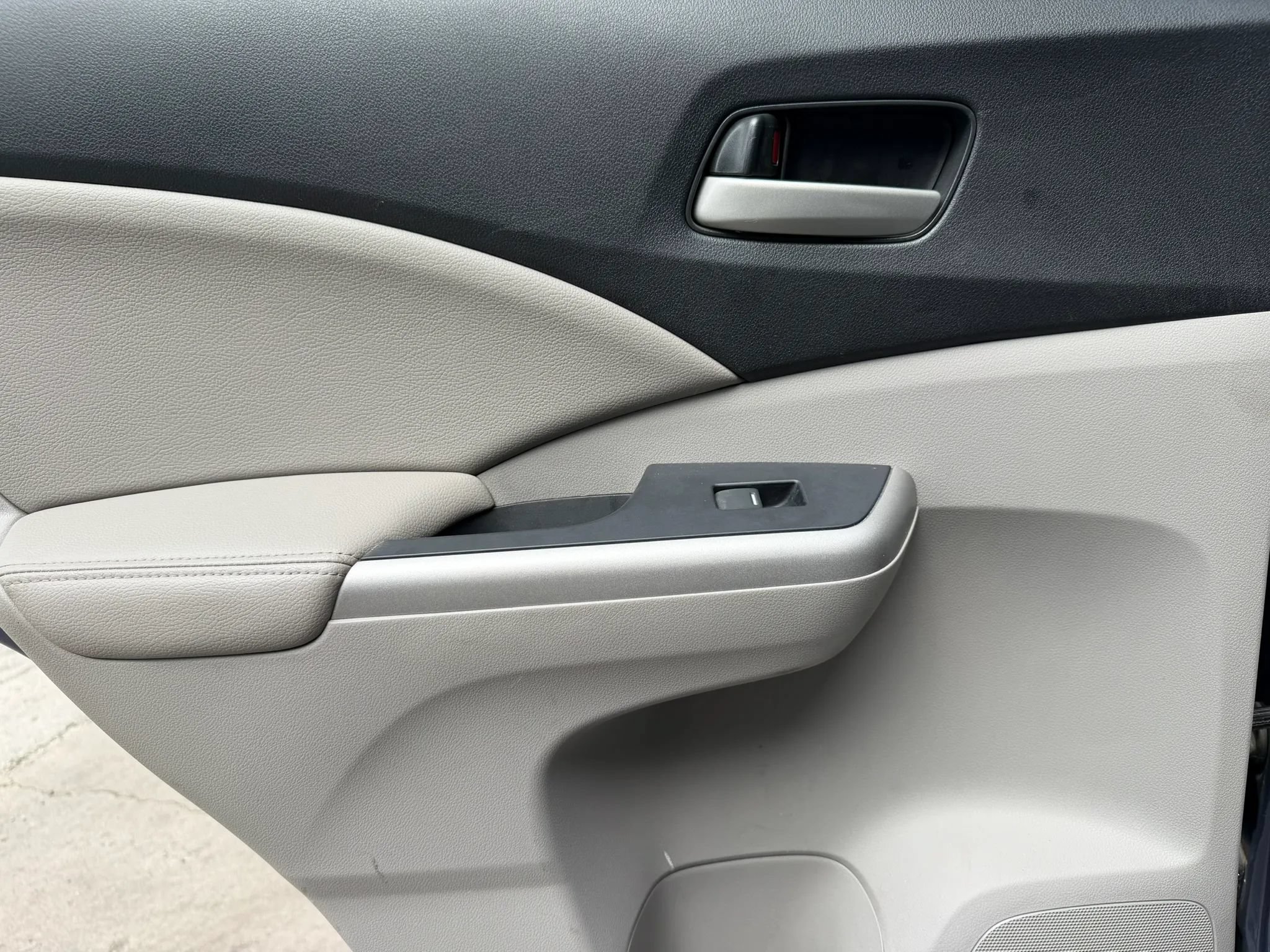 Used 2014 Honda CR-V EX-L image 11