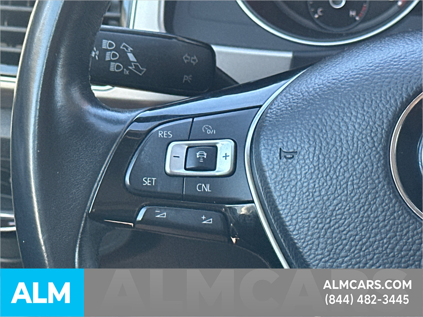 Used 2018 Volkswagen Atlas SEL FWD image 28