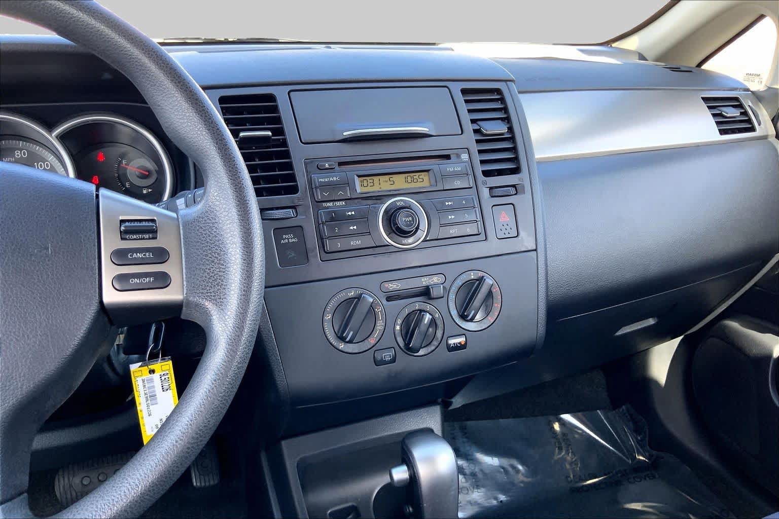 Used 2009 Nissan Versa 1.8 S w/ PWR Pkg FWD image 6