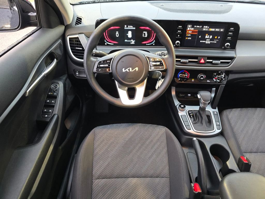 Used 2024 Kia Seltos LX image 26