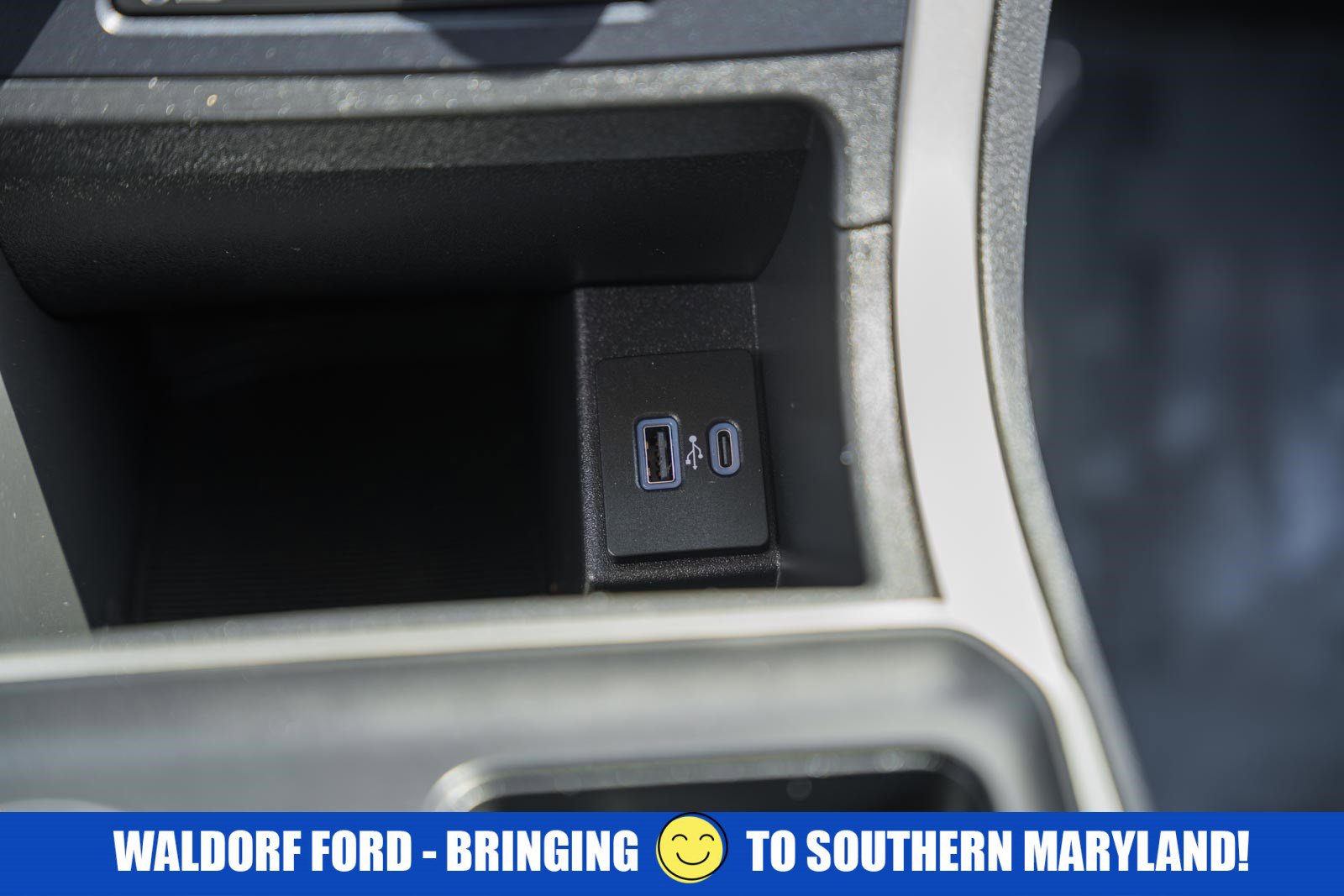 Used 2022 Ford Edge SE w/ Black Appearance Package AWD/4WD image 23