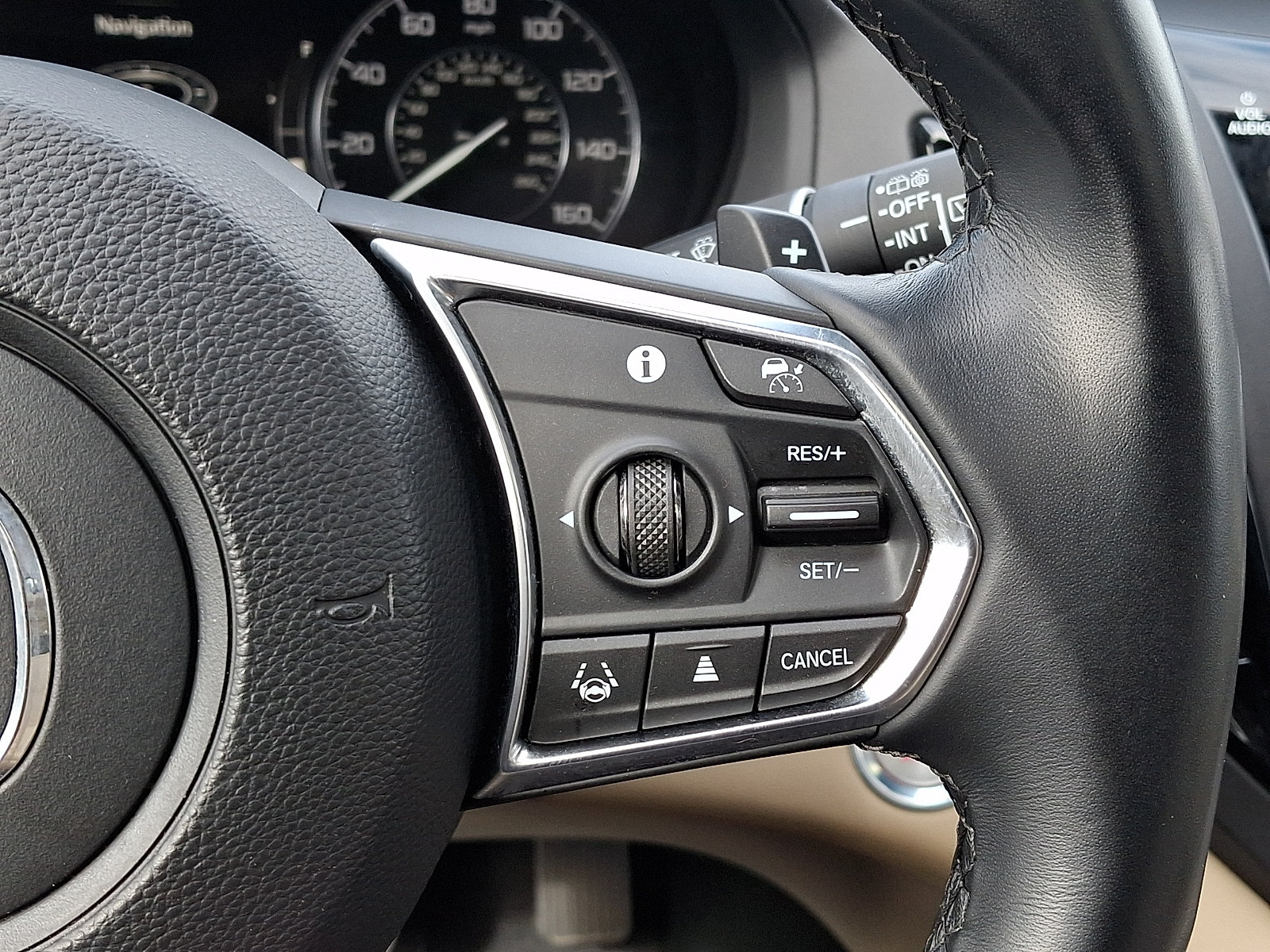 Used 2023 Acura RDX w/ Technology Package AWD/4WD image 24