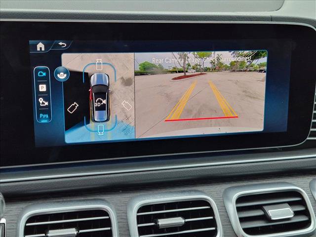 Used 2025 Mercedes-Benz GLS 450 4MATIC image 14