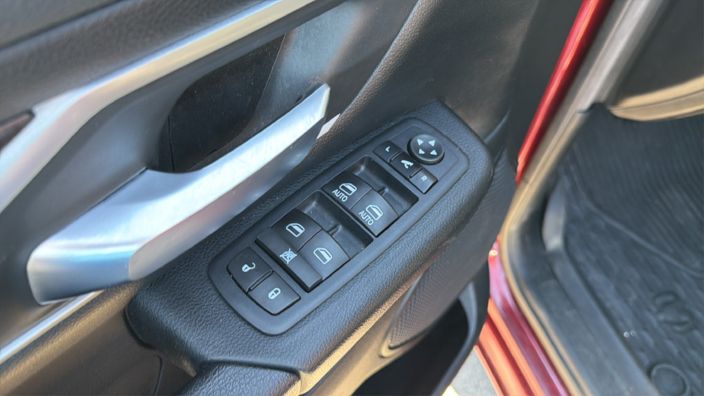 Used 2020 RAM 1500 Lone Star RWD image 10
