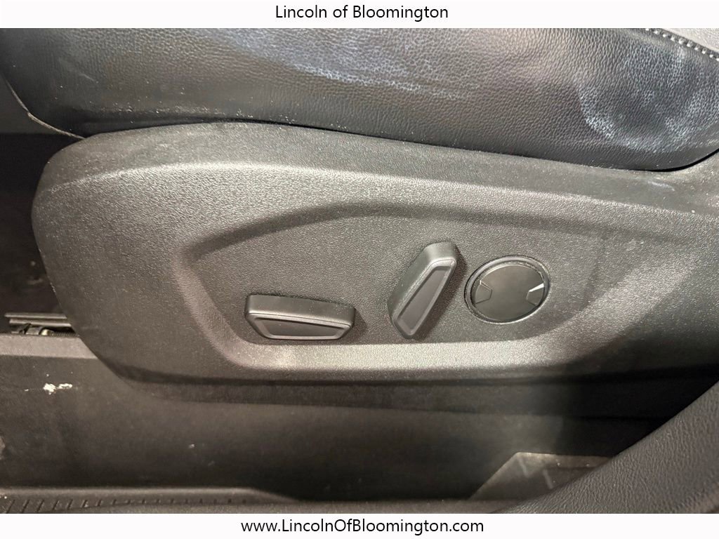Used 2022 Ford Edge Titanium image 36