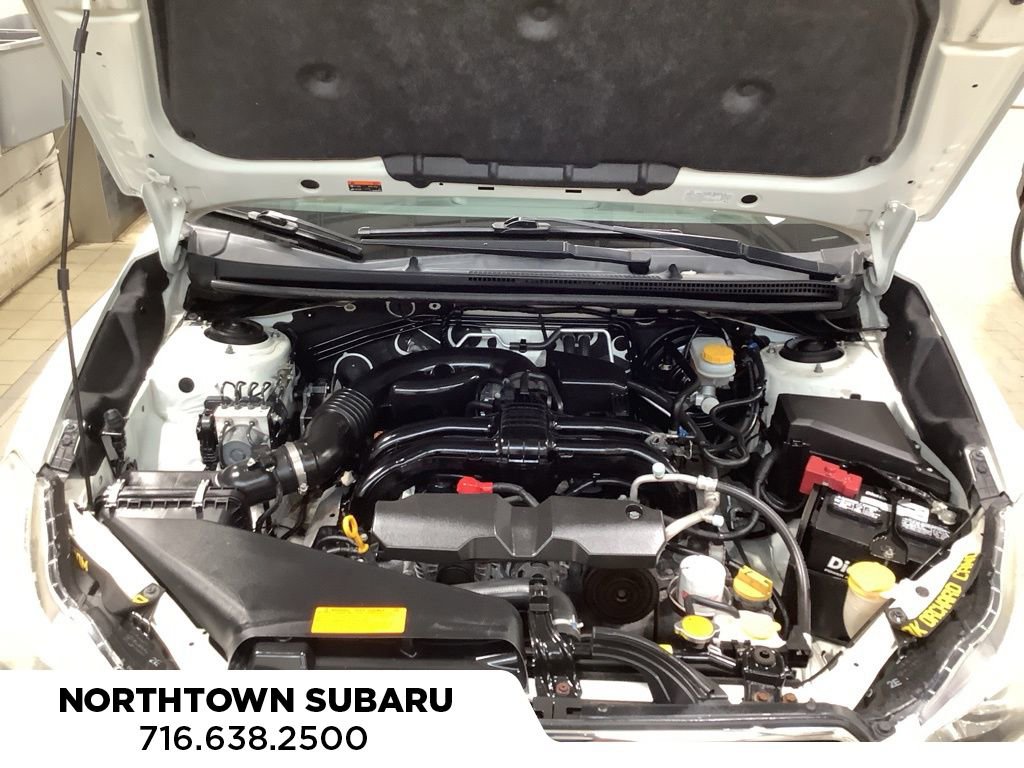 Used 2017 Subaru Crosstrek 2.0i Premium image 14