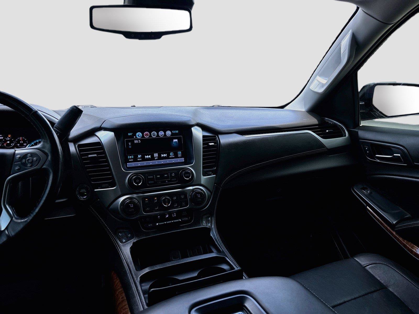 Used 2018 Chevrolet Tahoe Premier AWD/4WD image 22