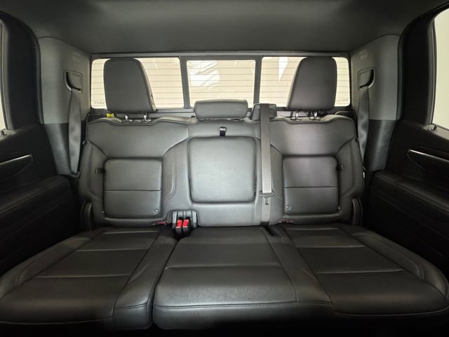 Used 2025 GMC Sierra 1500 SLT image 7