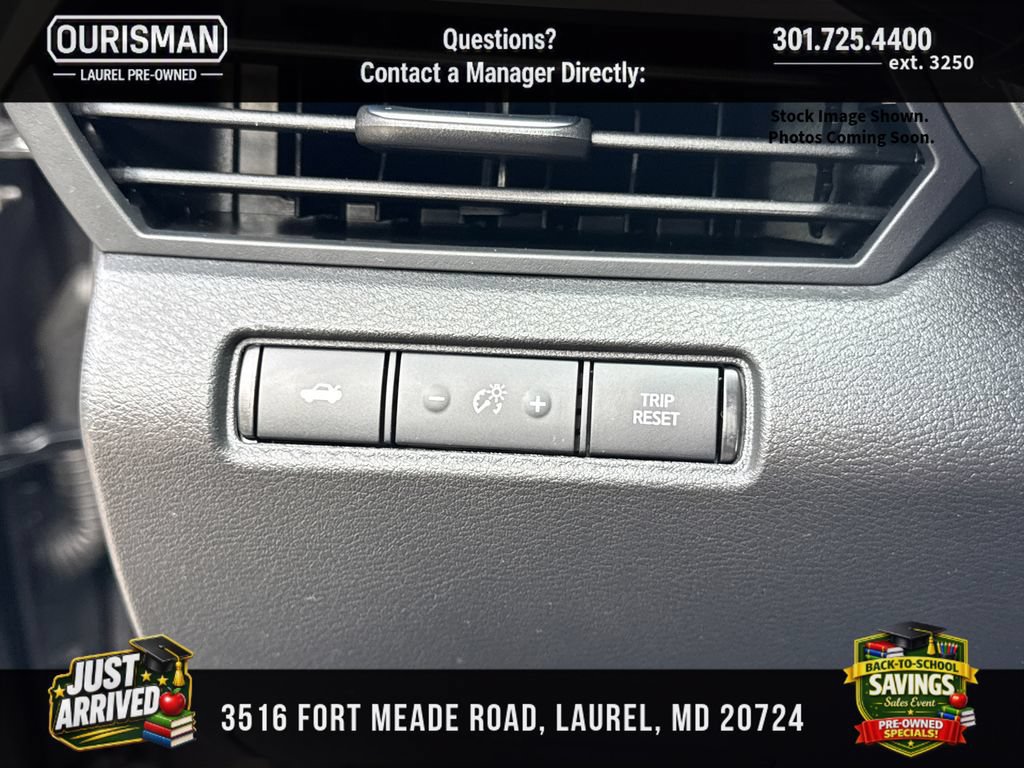 Used 2025 Nissan Altima 2.5 SV FWD image 24