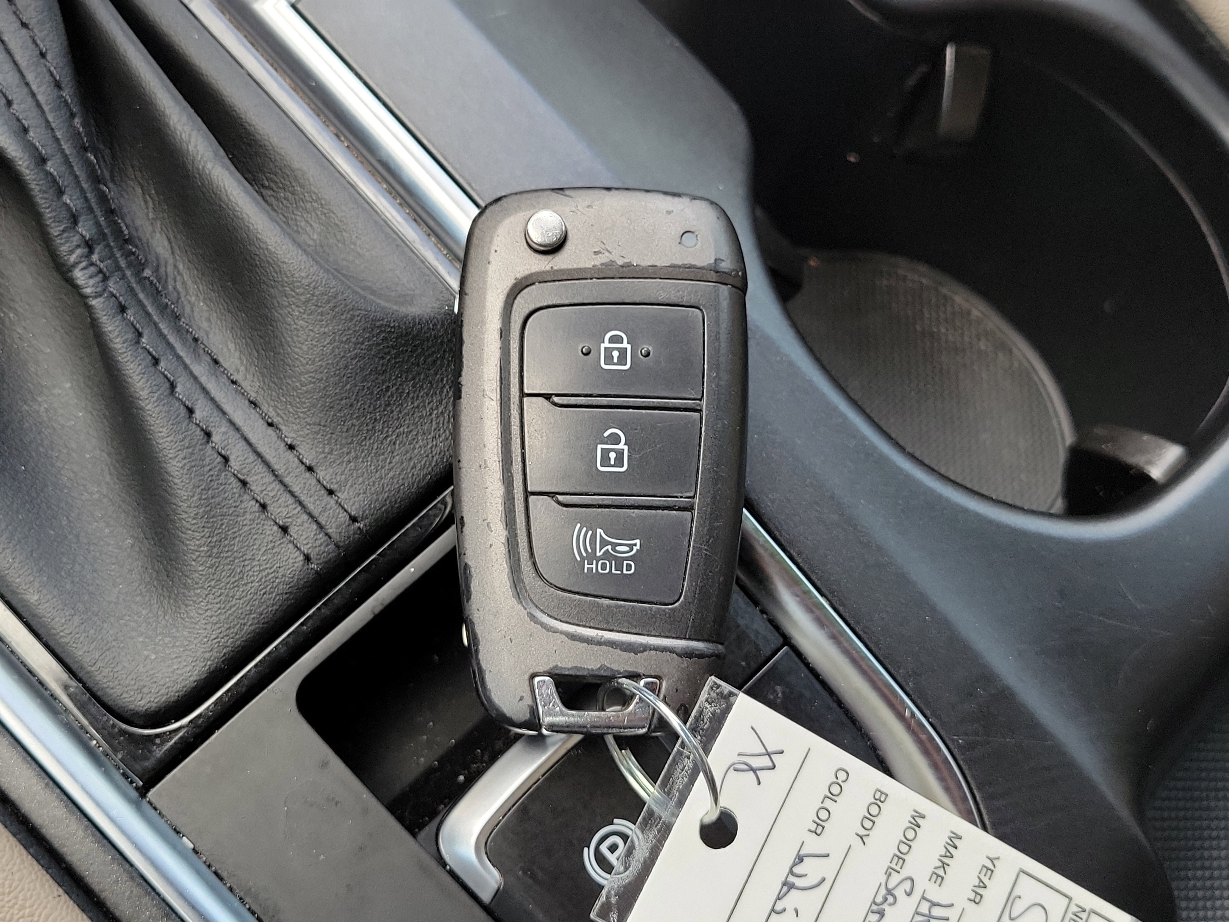 Used 2020 Hyundai Santa Fe SE FWD image 29