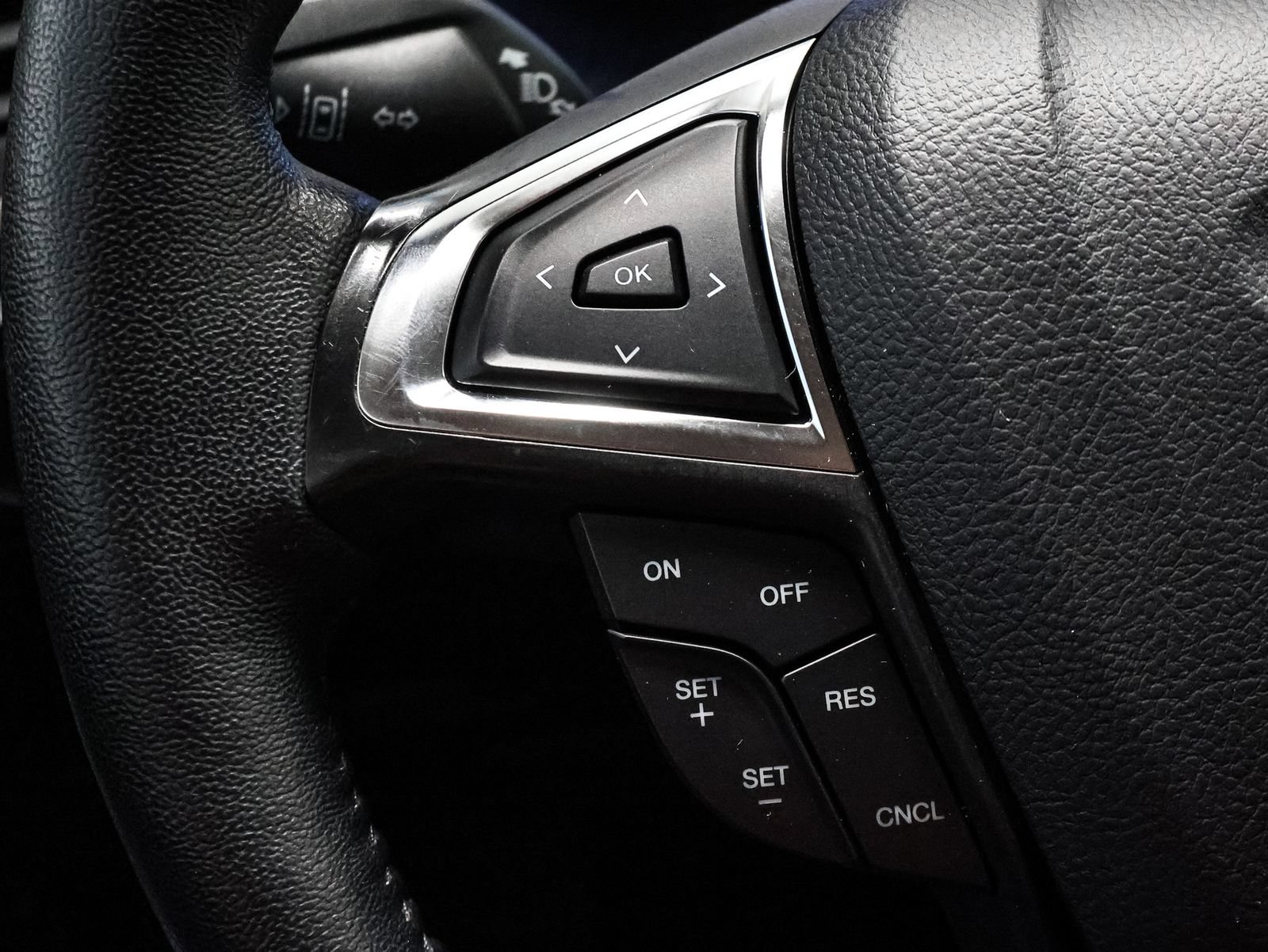 Used 2024 Ford Edge SEL w/ Convenience Package AWD/4WD image 34