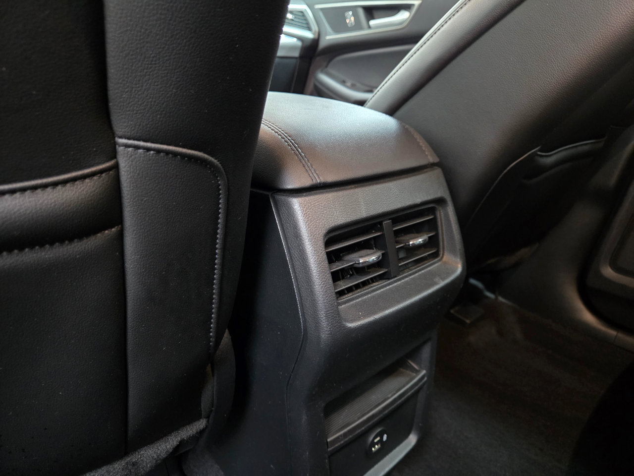 Used 2021 Ford Edge SEL image 26