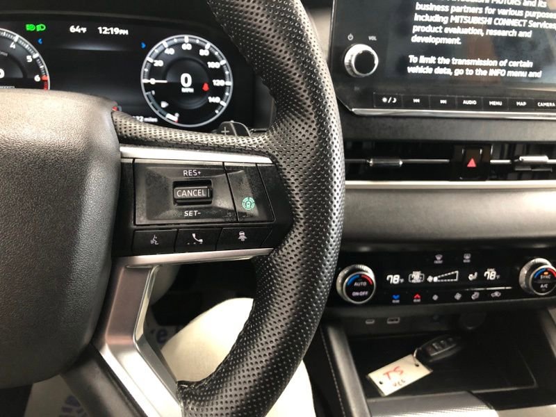 Used 2023 Mitsubishi Outlander SEL image 21