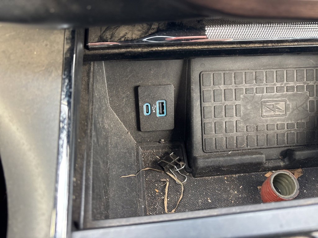 Used 2022 Ford F150 Lightning Lariat w/ Max Trailer Tow Package image 25