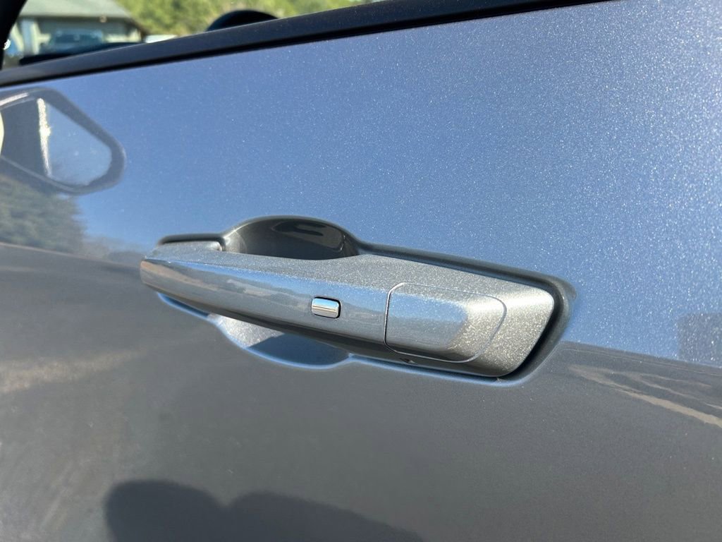 New 2026 GMC Acadia Elevation image 24