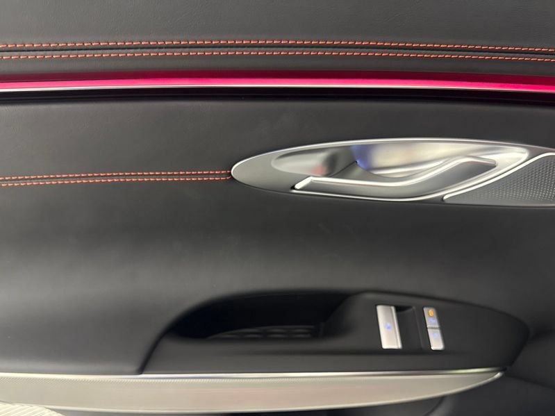 New 2027 Genesis GV70 2.5T Sport Prestige AWD/4WD image 16