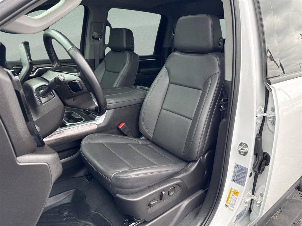 Used 2025 Chevrolet Silverado 2500 LTZ w/ Trail Boss Package image 10