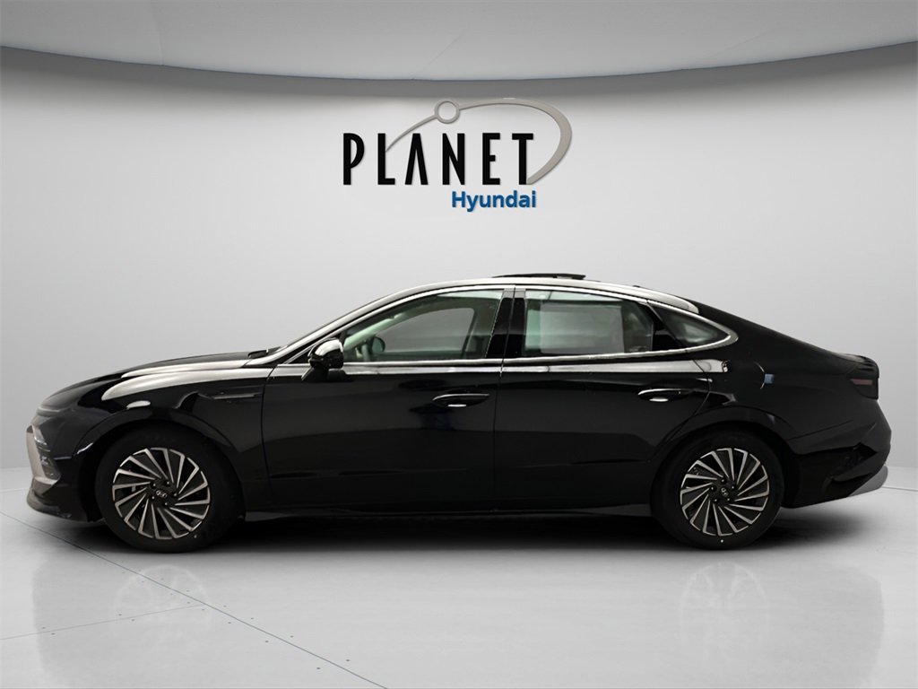 New 2026 Hyundai Sonata Limited image 2