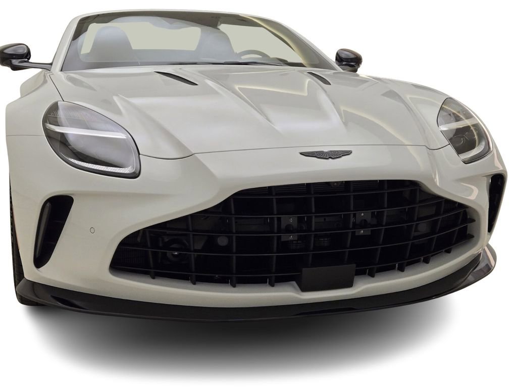 New 2026 Aston Martin V8 Vantage Coupe RWD image 4