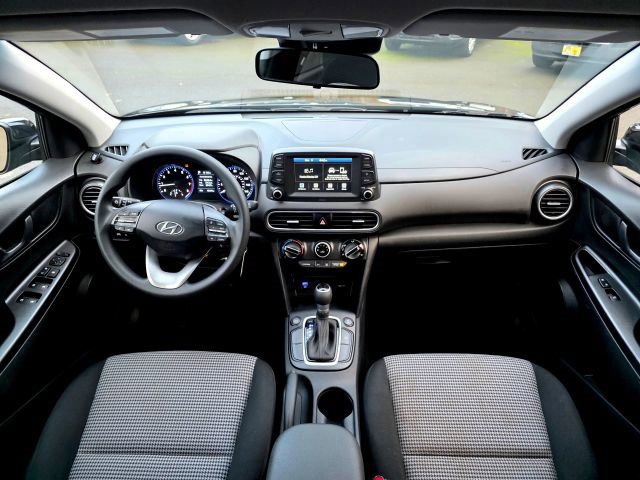 Used 2021 Hyundai Kona SE image 9