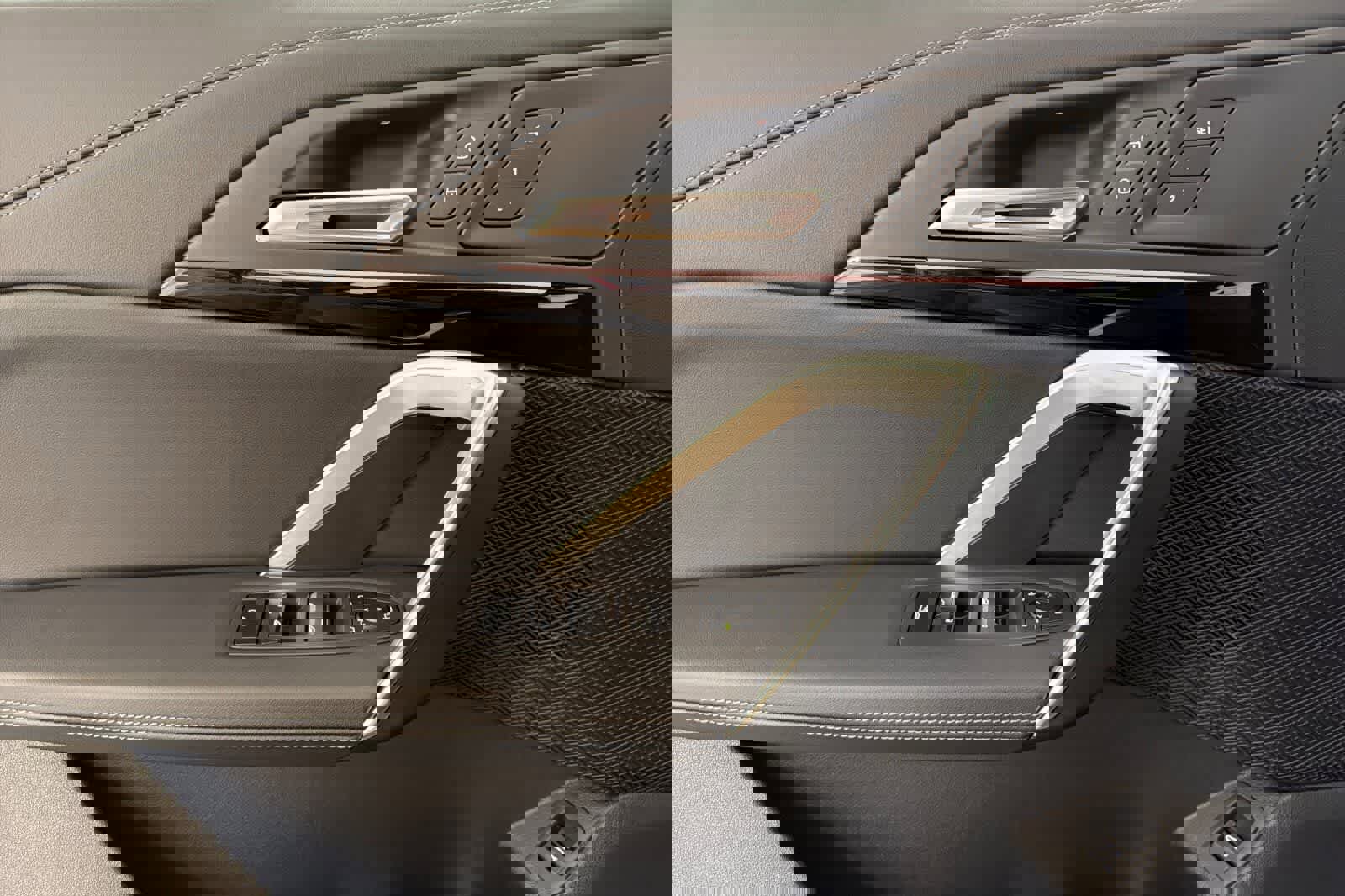 New 2026 BMW X1 xDrive28i w/ Convenience Package image 12