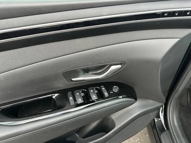 Used 2023 Hyundai Tucson Limited AWD/4WD image 20