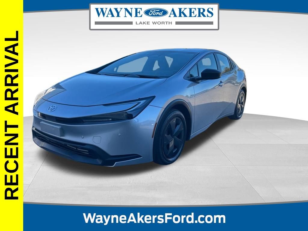 Used 2024 Toyota Prius LE