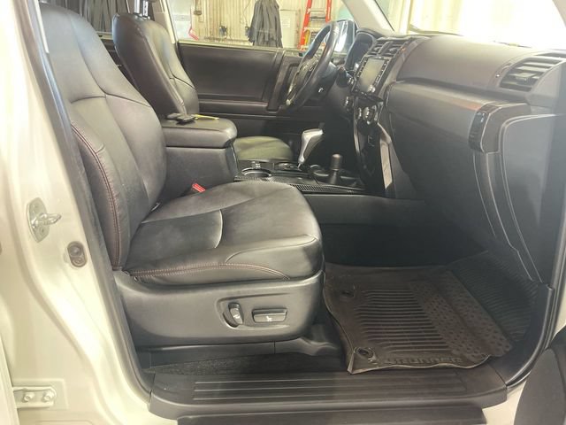 Used 2023 Toyota 4Runner TRD Off-Road Premium w/ Moonroof Package AWD/4WD image 25