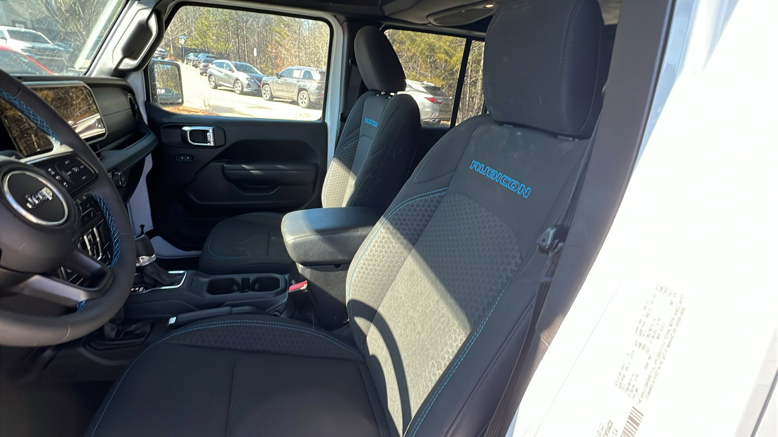 Used 2025 Jeep Wrangler Unlimited Rubicon 4xe w/ Convenience Group image 17