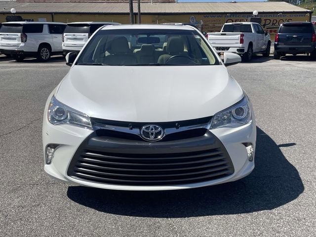 Used 2017 Toyota Camry XLE w/ Moonroof Package image 10