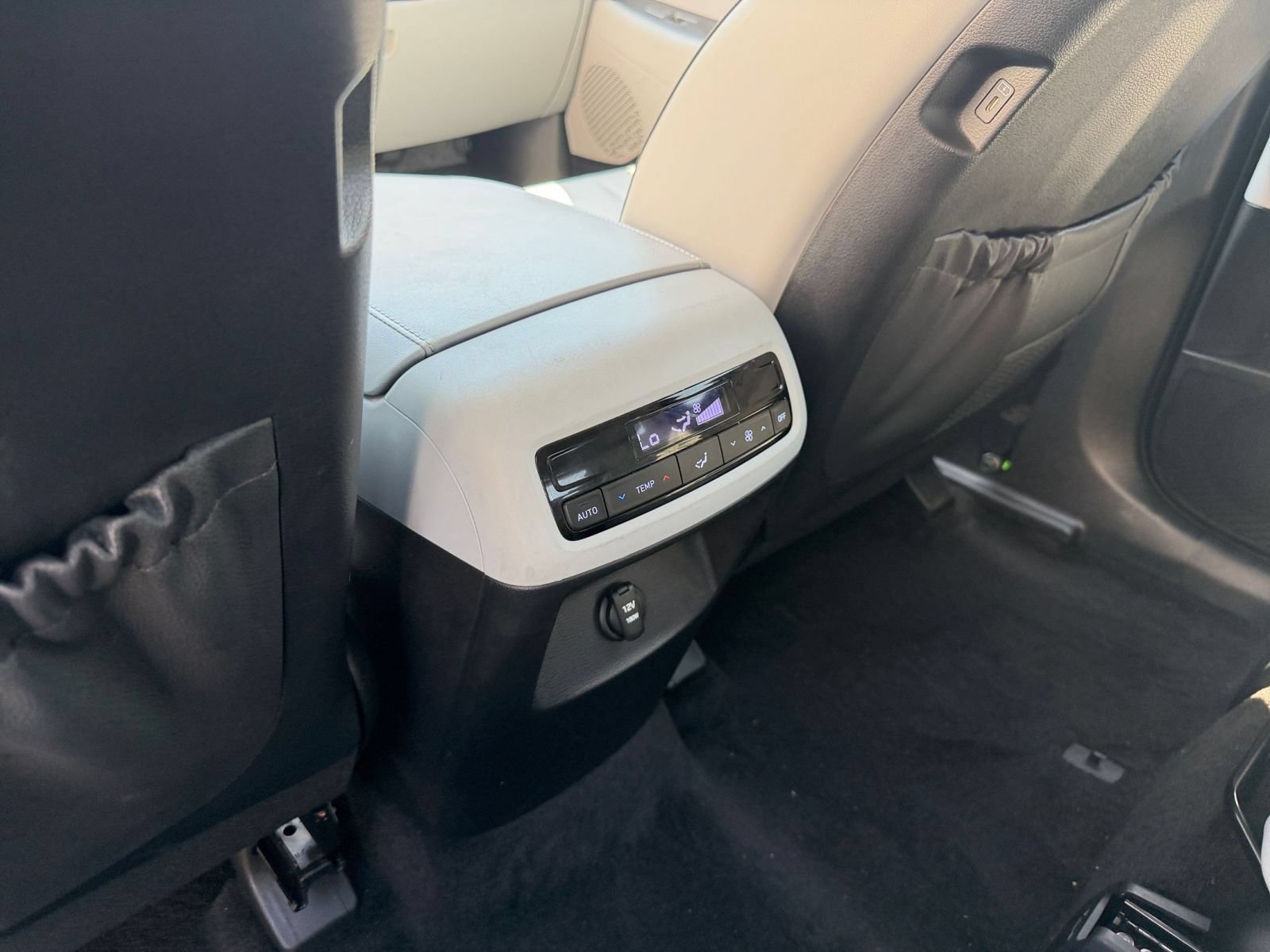 Used 2025 Hyundai Palisade SEL FWD image 25