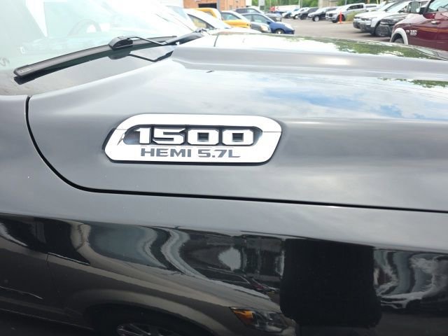 Used 2019 RAM 1500 Big Horn AWD/4WD image 5