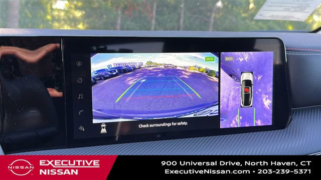 Used 2025 Nissan Kicks SR FWD image 16
