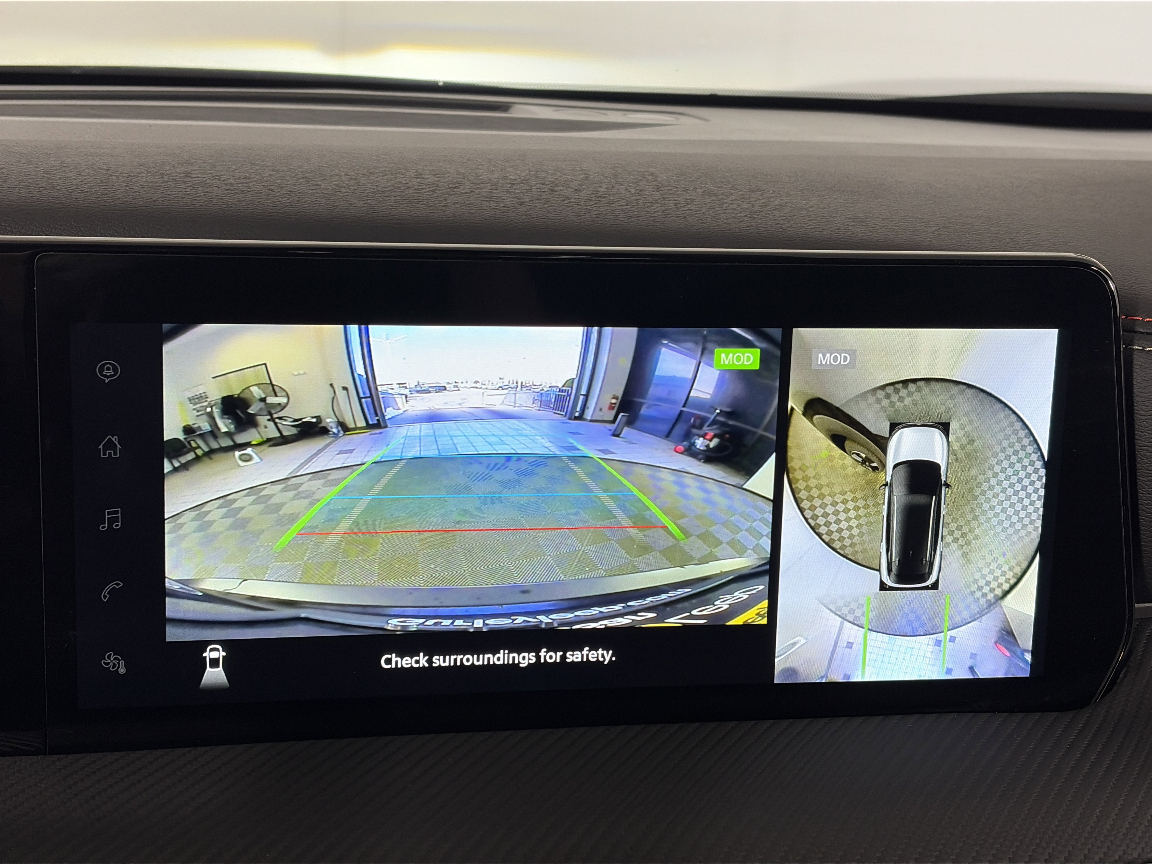 Used 2025 Nissan Kicks SR image 20