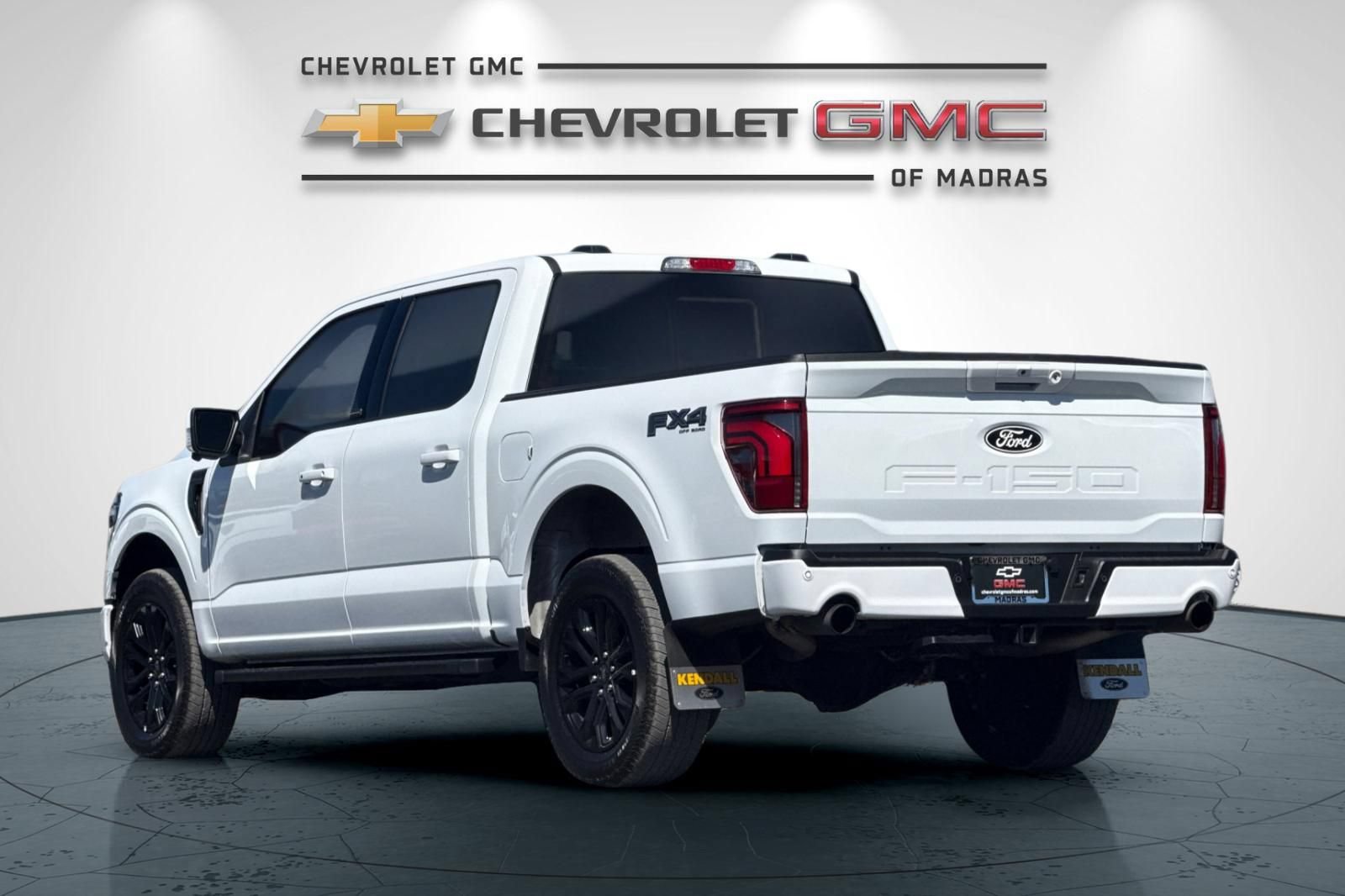 Used 2025 Ford F150 Lariat w/ Equipment Group 501A Mid AWD/4WD image 5